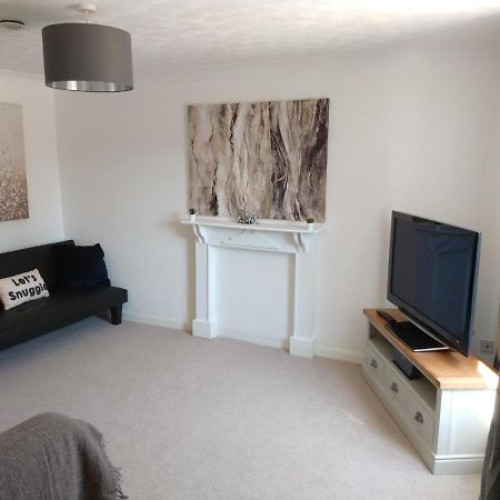 Stamford Redcot Gardens Stylish 2 Bed Family Town House With Parking Villa Ngoại thất bức ảnh